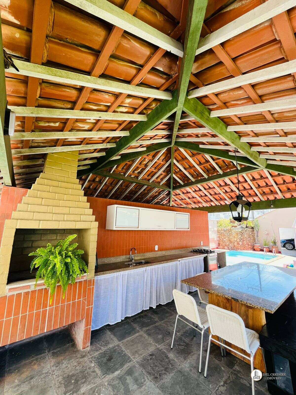 Casa à venda em Guarapari, Ipiranga, com 5 quartos, 550m² - Del Credere Imóveis