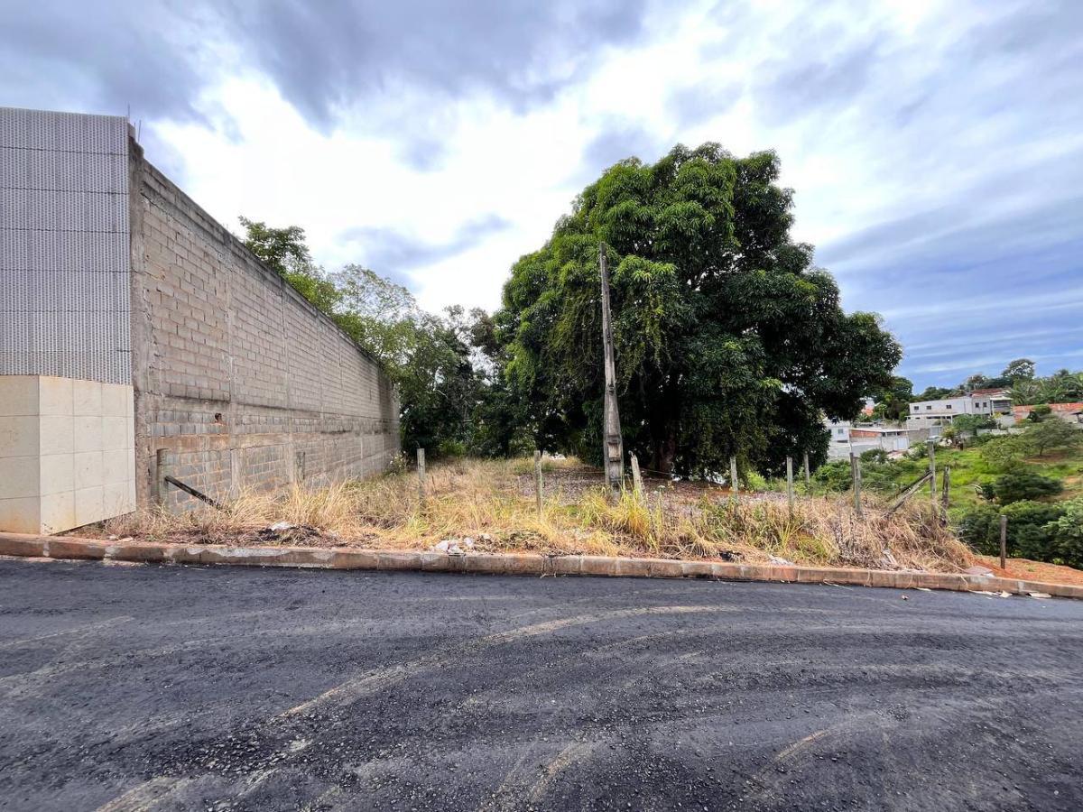 Terreno à venda, 450m² - Foto 2